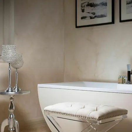 Plushy Villa With Artistic Interiors Pool In Vabriga Villa *