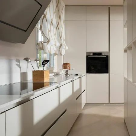 Plushy Villa With Artistic Interiors Pool In Vabriga Tar-Vabriga