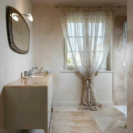 Villa Plushy Villa With Artistic Interiors Pool In Vabriga *